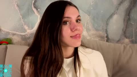 Chloe for Fan BlackHole online show from 04.28.26