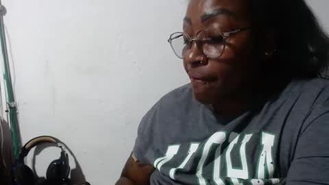 Snapshot of loretybighot chatting on 02.08.25 loretybighot online show from 02.08.25