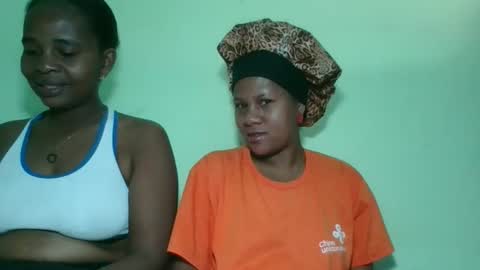 Snapshot of lorienne98 chatting on 06.05.26 lorienne98 online show from 06.05.26