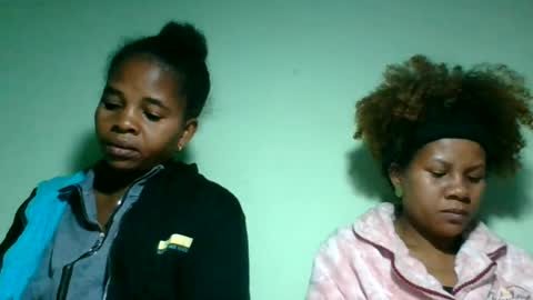 Snapshot of lorienne98 chatting on 06.12.26 lorienne98 online show from 06.12.26