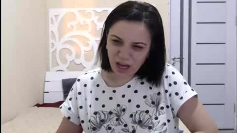 LorraGrey online show from 03.11.25