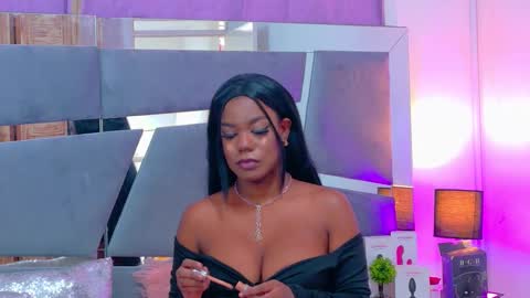 Snapshot of lorraine_johnson chatting on 03.10.26 lorraine_johnson online show from 03.10.26