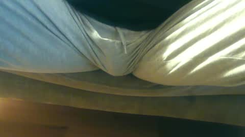 Snapshot of lost_angel75 chatting on 10.06.25 lost_angel75 online show from 10.06.25