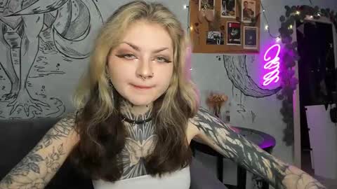 Snapshot of lostallice chatting on 01.11.25 lostallice online show from 01.11.25