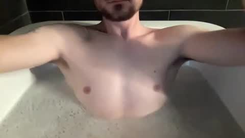 Snapshot of lostdec chatting on 12.25.24 lostdec online show from 12.25.24