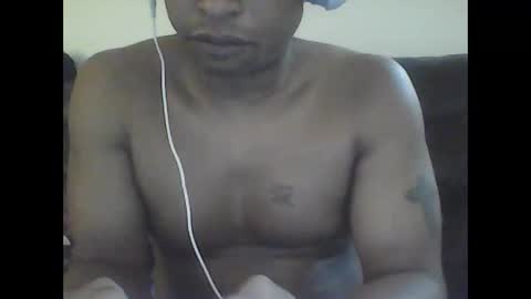 Snapshot of lostgeckoks chatting on 11.09.25 LostGeckos online show from 11.09.25