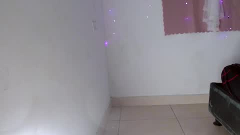 lou_anna03 online show from 04.18.26