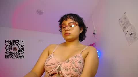 lou_cuteee online show from 06.08.26