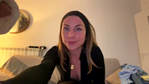 Snapshot of loufrench chatting on 03.28.26 loufrench online show from 03.28.26