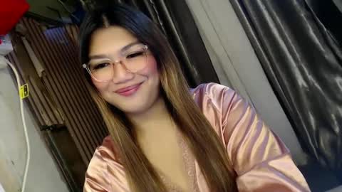 Snapshot of louheart chatting on 03.03.25 Sweet online show from 03.03.25