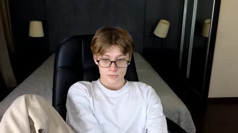 louie_evans online show from 11.03.25