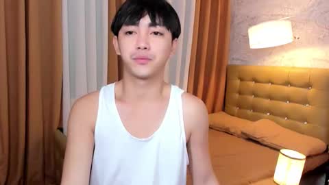 Snapshot of louieismy_name chatting on 10.27.25 ignot ursh online show from 10.27.25