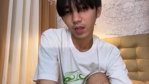 Snapshot of louieismy_name chatting on 03.10.26 ignot ursh online show from 03.10.26