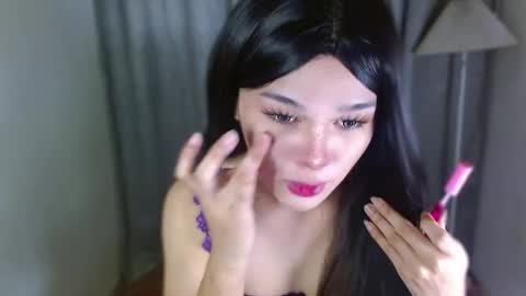 Snapshot of louilalicious chatting on 10.15.25 louilalicious online show from 10.15.25