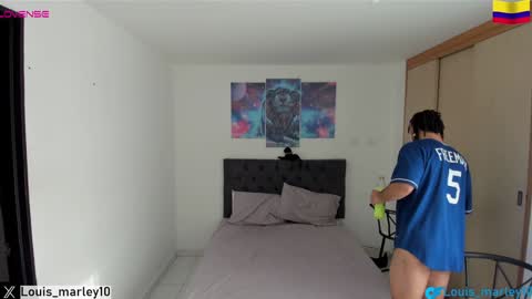 louis_marley_ online show from 01.13.25