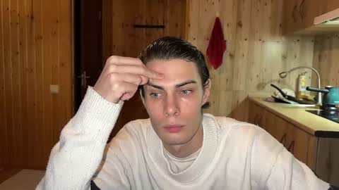 Snapshot of louis_preston chatting on 03.03.26 Mark online show from 03.03.26