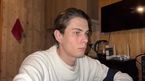 Snapshot of louis_preston chatting on 03.09.26 Mark online show from 03.09.26