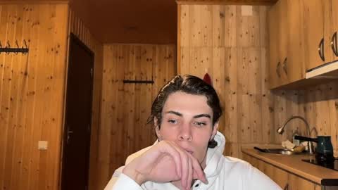 Snapshot of louis_preston chatting on 03.24.26 Mark online show from 03.24.26