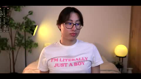 Snapshot of louis_zh chatting on 01.10.26 Louis online show from 01.10.26