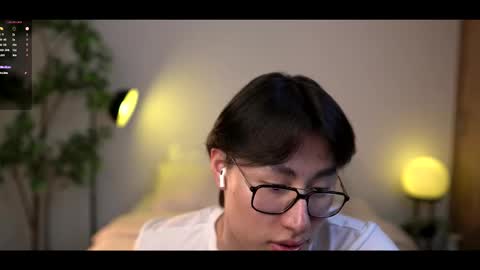 Snapshot of louis_zh chatting on 03.01.26 Louis online show from 03.01.26