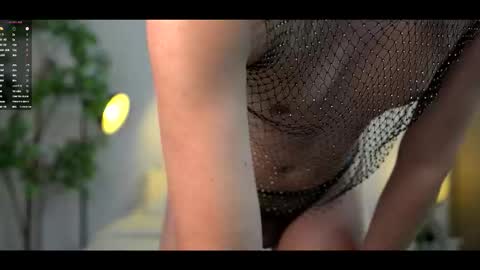 Snapshot of louis_zh chatting on 03.04.26 Louis online show from 03.04.26