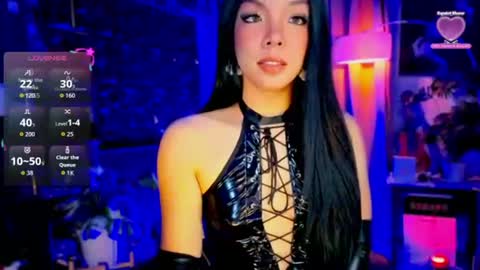 Louisa online show from 07.11.26