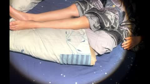 Snapshot of louisepadalang chatting on 04.08.26 louisepadalang online show from 04.08.26