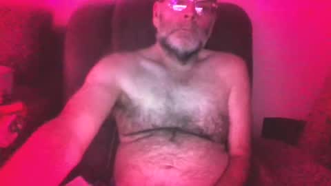 Snapshot of louism13 chatting on 11.09.25 louism13 online show from 11.09.25