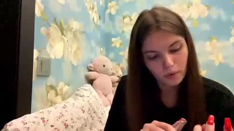 Snapshot of louismapes chatting on 06.19.26 Sasha online show from 06.19.26