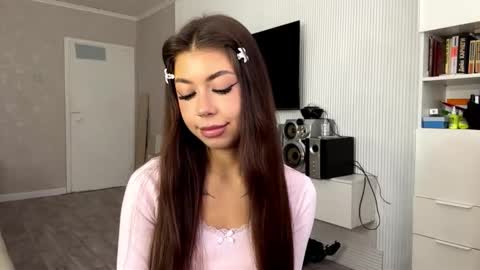 Flora online show from 03.19.26