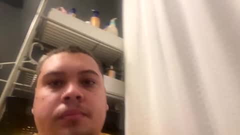 love01109 online show from 09.25.25