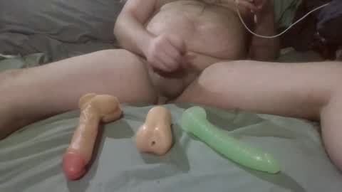 Snapshot of love2stroke2023 chatting on 03.21.26 Love2stroke online show from 03.21.26