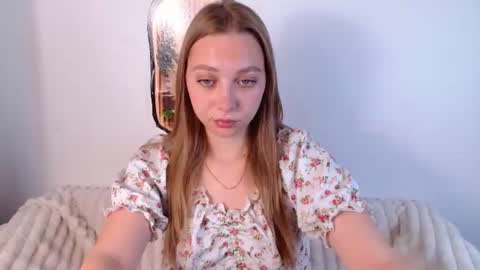 love bella  online show from 06.15.26