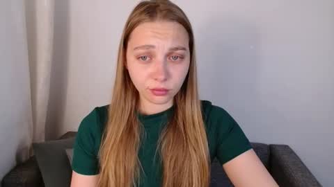 love bella  online show from 06.17.26