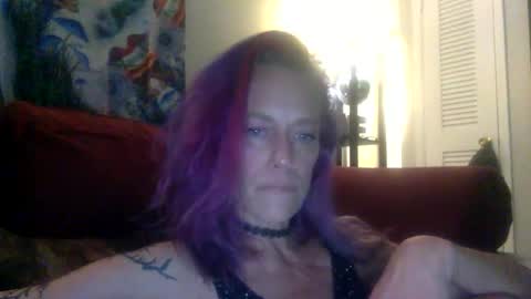 love_blooms online show from 03.08.26