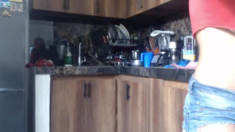 Nina online show from 09.17.25