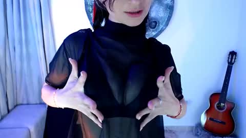 Snapshot of love_oftwo chatting on 01.17.26 Melisa Emily online show from 01.17.26