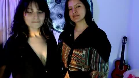 Snapshot of love_oftwo chatting on 05.06.26 Melisa Emily online show from 05.06.26