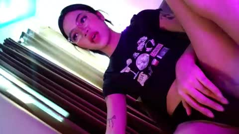 Seren online show from 11.05.25