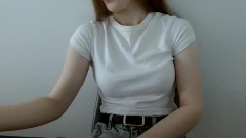 Vivian online show from 06.17.26