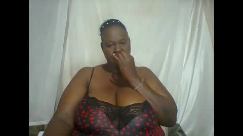 Lynn online show from 11.13.25