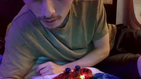 Snapshot of lovebinger chatting on 02.04.25 lovebinger online show from 02.04.25