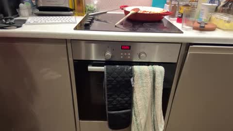 Snapshot of lovecelinexo chatting on 10.31.25 Celine online show from 10.31.25