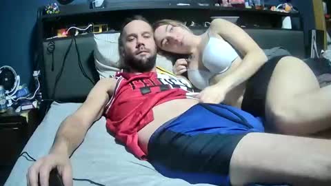 Snapshot of lovecoupleqc chatting on 11.10.25 lovecoupleqc online show from 11.10.25