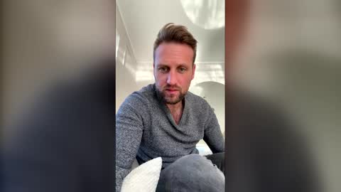 lovefuesse online show from 03.15.26