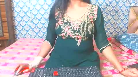 Divya online show from 11.19.25