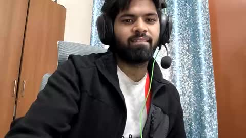 Snapshot of lovehairyindian chatting on 11.07.25 Indian hairy online show from 11.07.25
