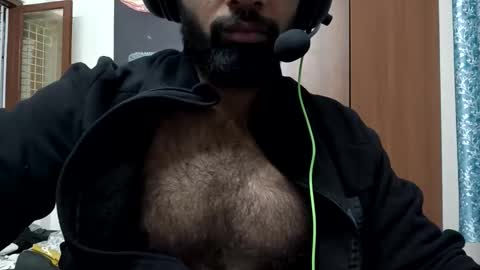 Snapshot of lovehairyindian chatting on 11.14.25 Indian hairy online show from 11.14.25