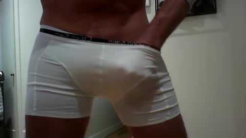 Snapshot of lovehairyone chatting on 02.24.25 lovehairyone online show from 02.24.25