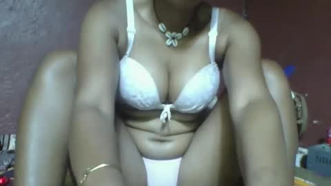 Snapshot of loveinlife750427 chatting on 03.02.25 loveinlife750427 online show from 03.02.25